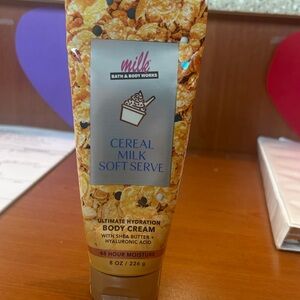 Bath & Body Works Cereal Milk Soft Serve Body Cream - Gold and White